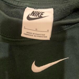 Nike Women’s Dark Green Crewneck Sweater